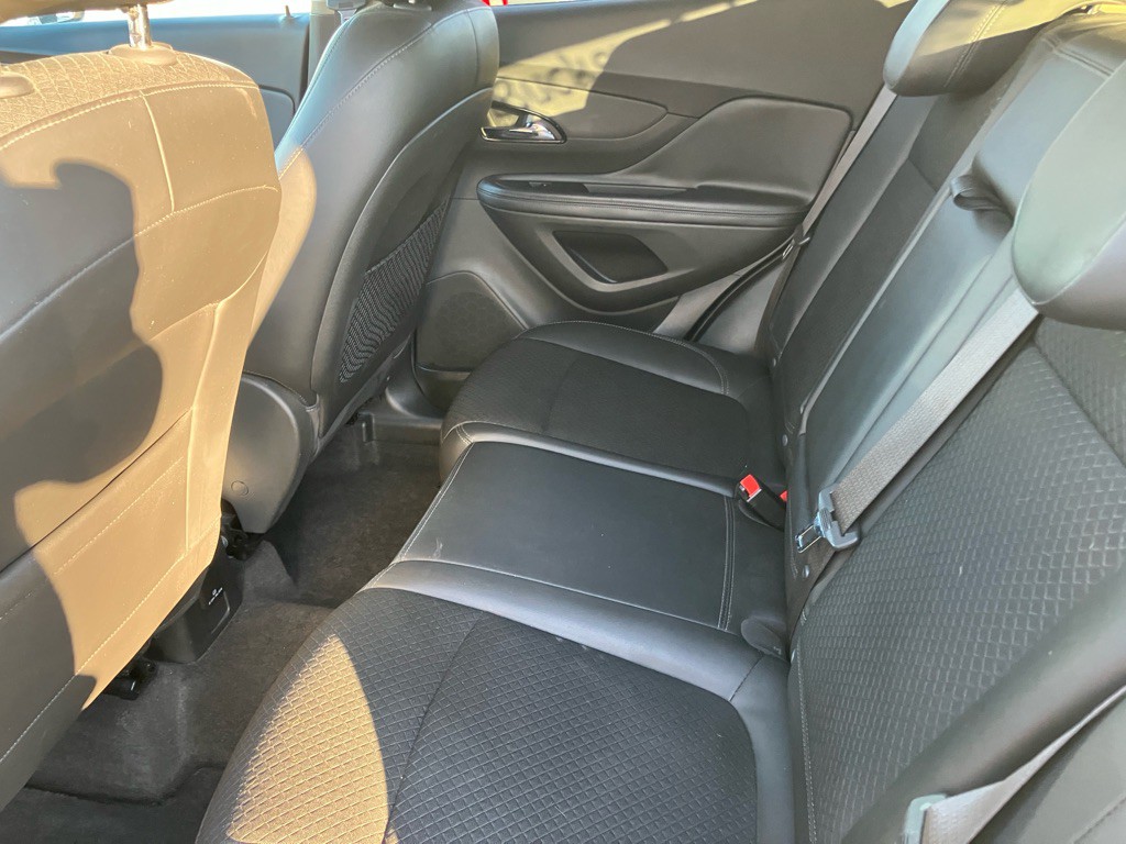 2017 Buick Enclave Image 19