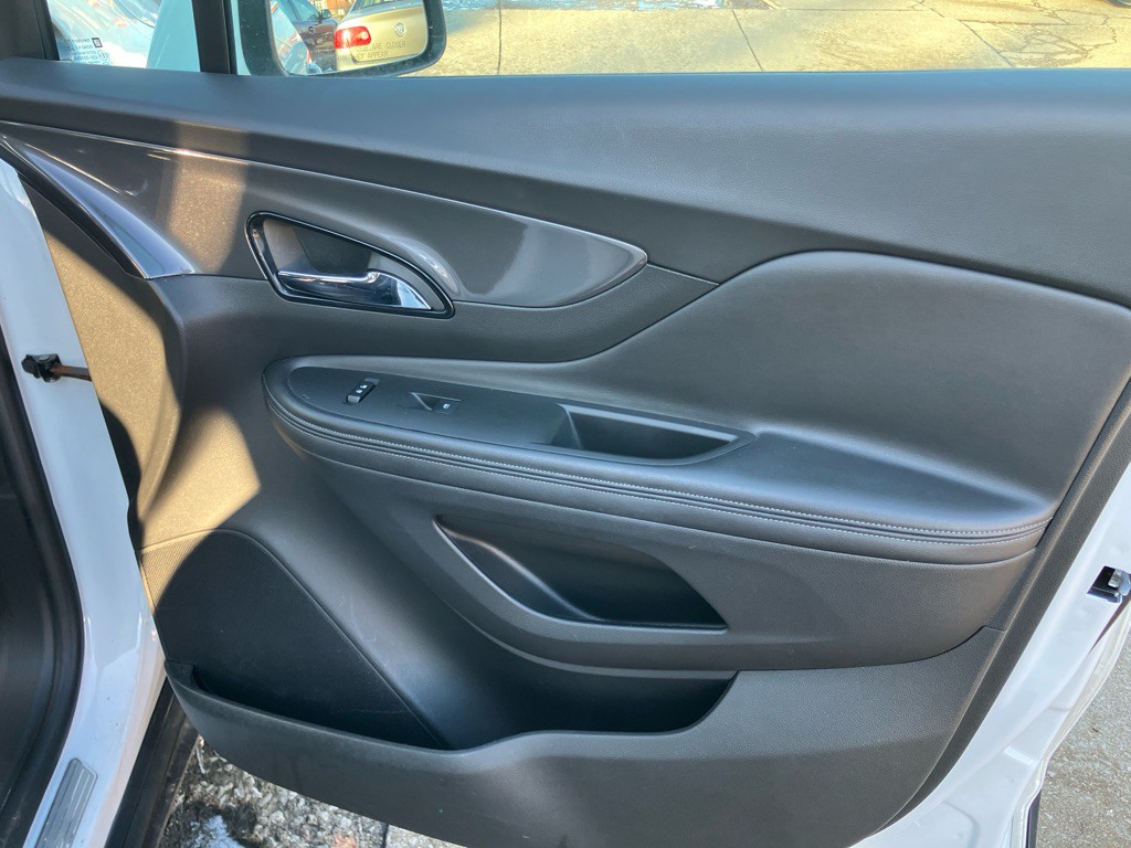 2017 Buick Enclave Image 22