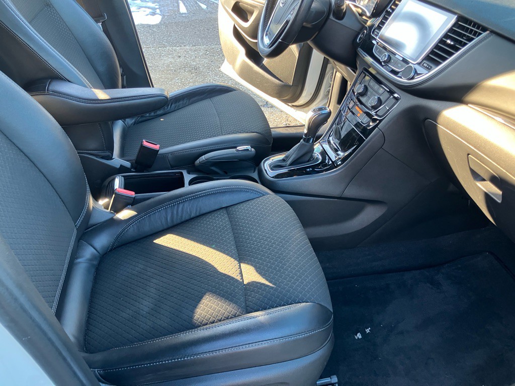 2017 Buick Enclave Image 23