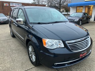 Image for 2014 Chrysler Town & Country Touring L ID: 7009622