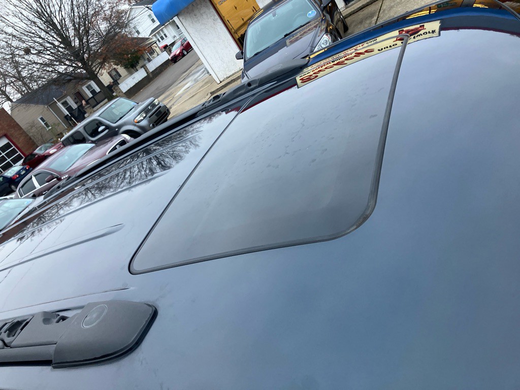 2014 Chrysler Town & Country Image 11