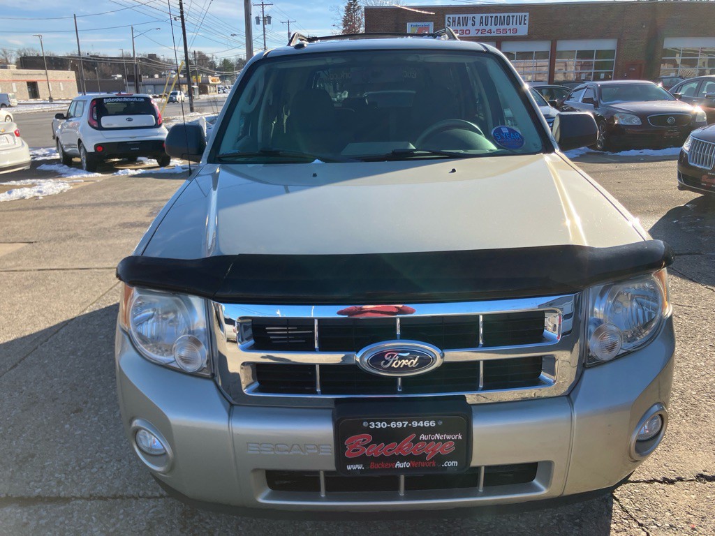 2010 Ford Escape Image 2