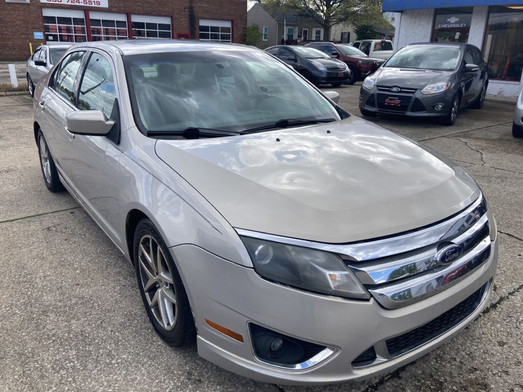 2010 Ford Fusion Image 1