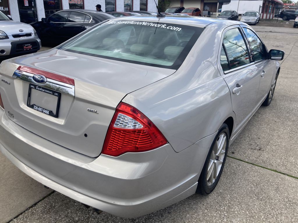 2010 Ford Fusion Image 8