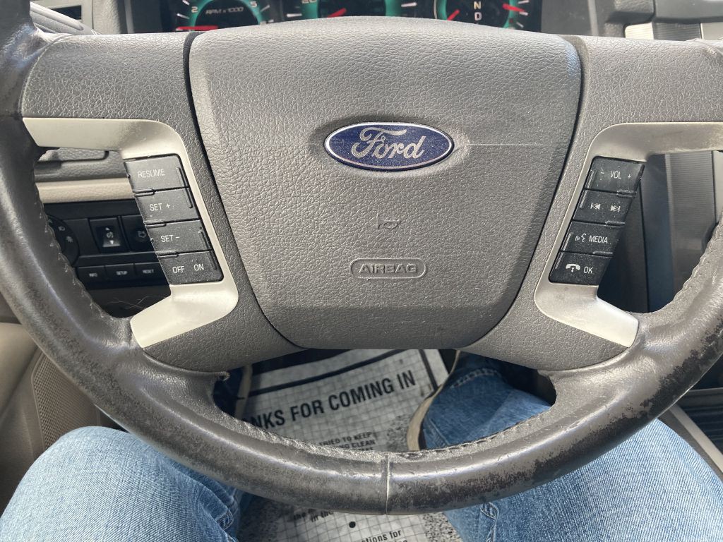 2010 Ford Fusion Image 13