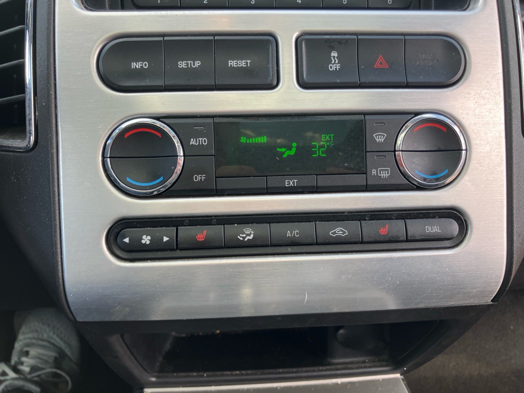 2008 Ford Edge Image 16