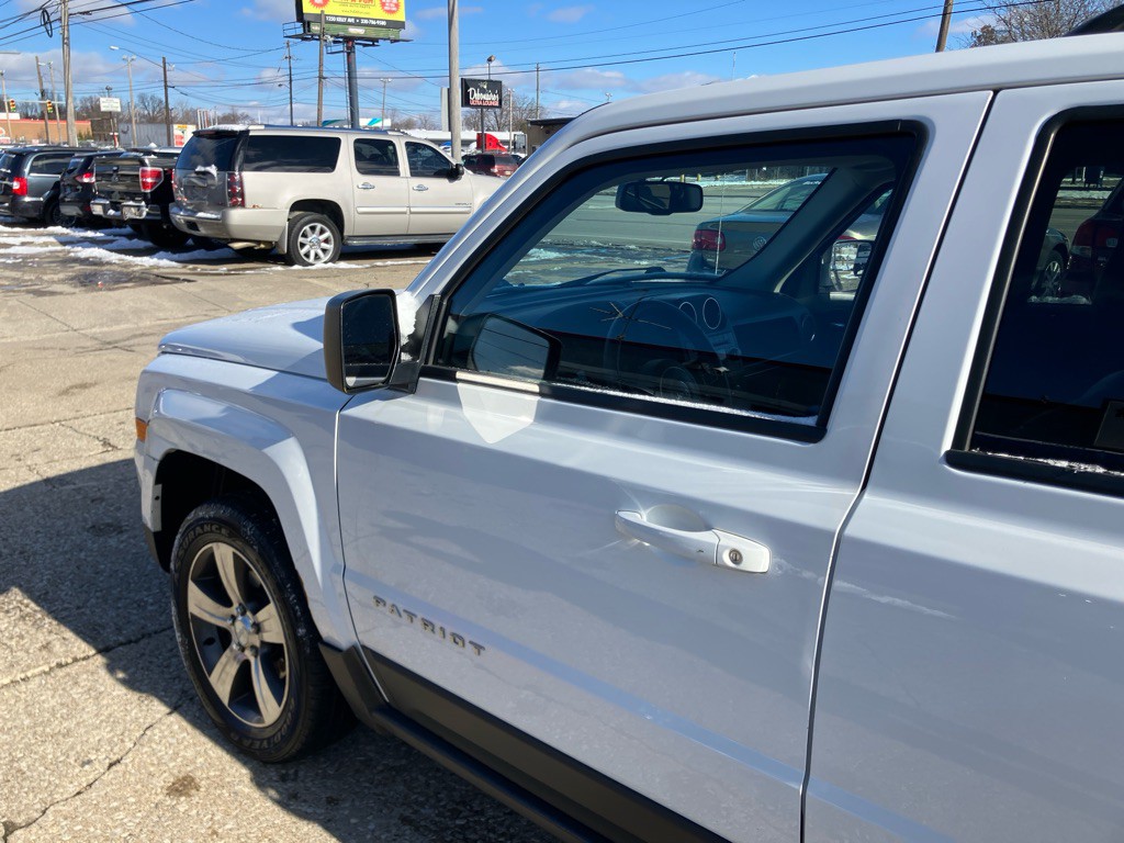 2016 Jeep Patriot Image 5