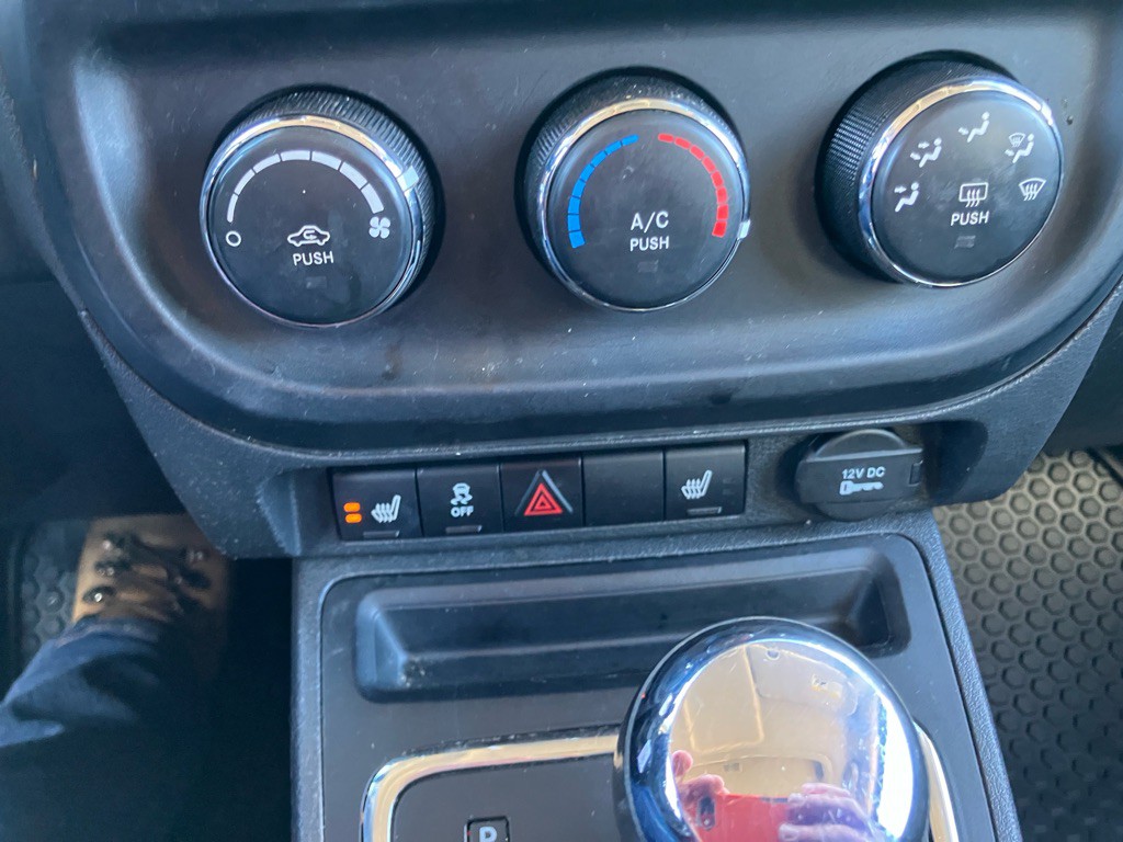 2016 Jeep Patriot Image 16