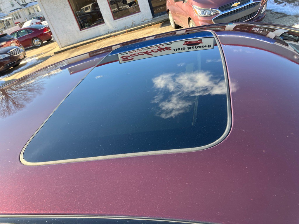 2011 Lincoln MKZ Image 11