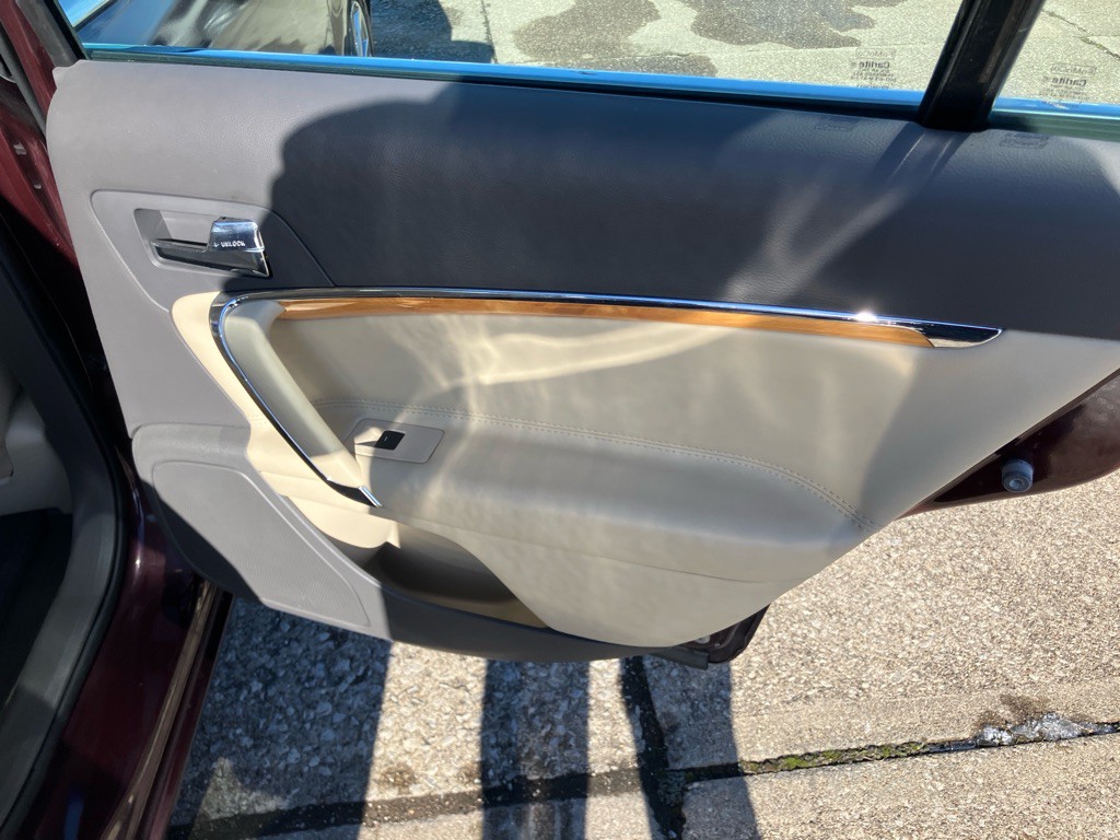 2011 Lincoln MKZ Image 20