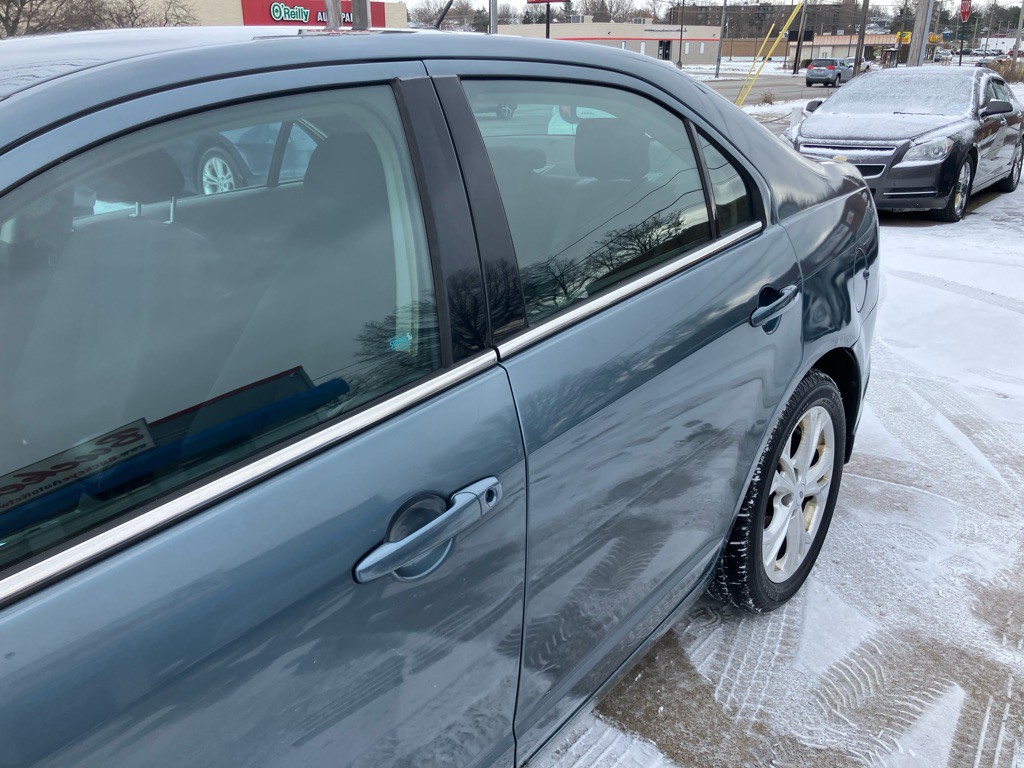 2012 Ford Fusion Image 4