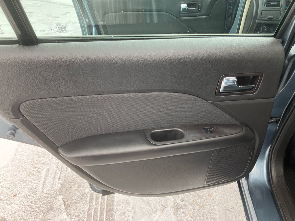 2012 Ford Fusion Image 18