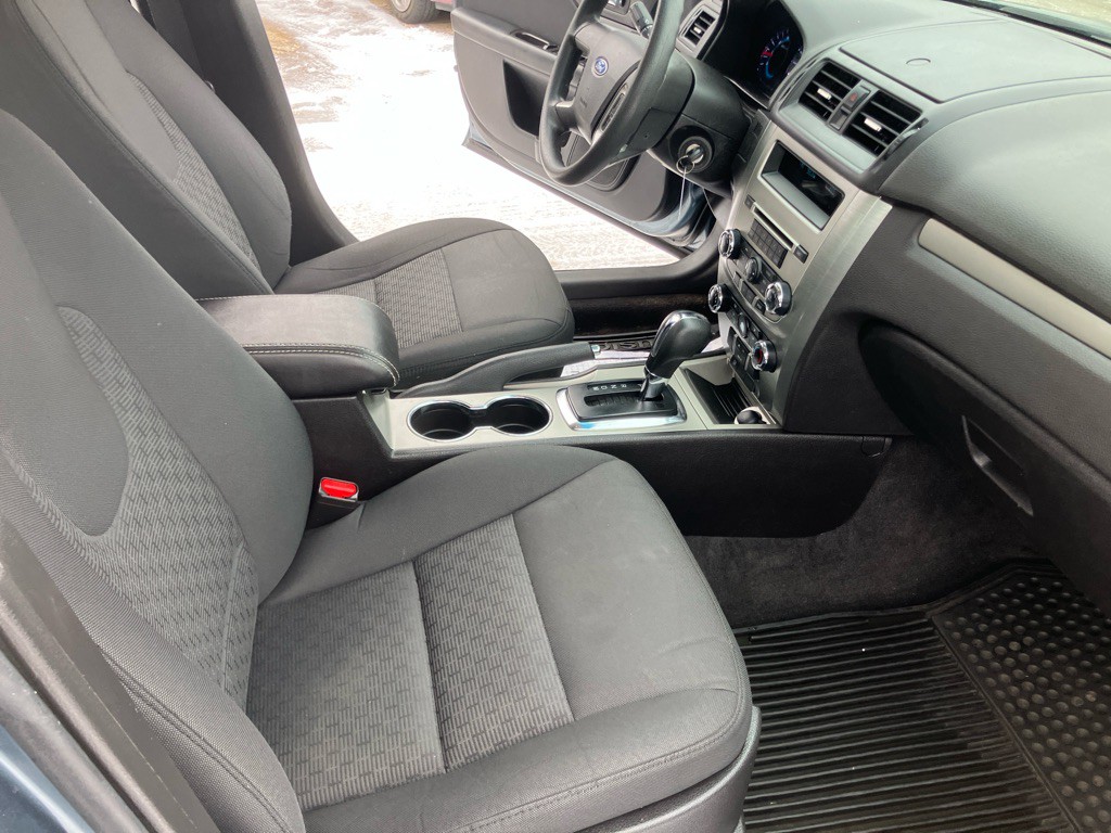 2012 Ford Fusion Image 23