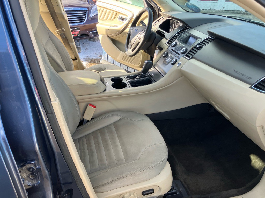 2018 Ford Taurus Image 23