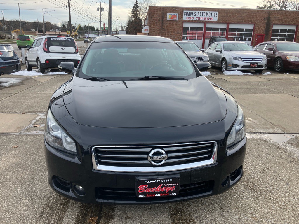 2012 Nissan Maxima Image 2