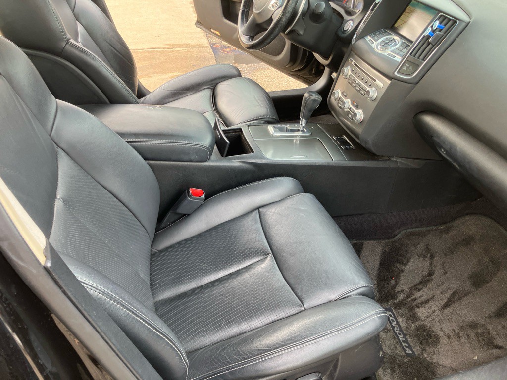 2012 Nissan Maxima Image 24