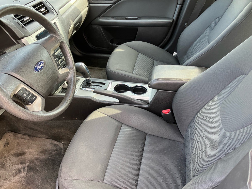 2010 Ford Fusion Image 18