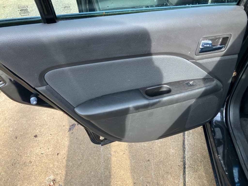 2010 Ford Fusion Image 19