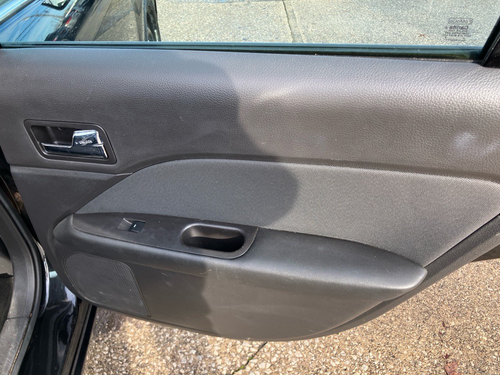 2010 Ford Fusion Image 21