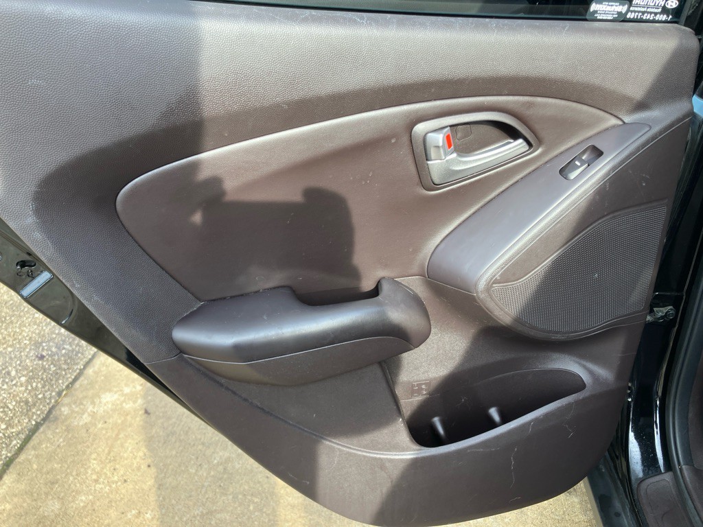 2013 Hyundai Tucson Image 18