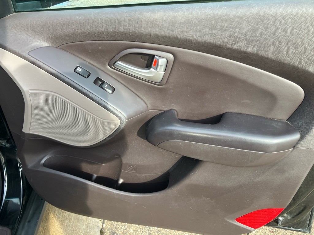 2013 Hyundai Tucson Image 22