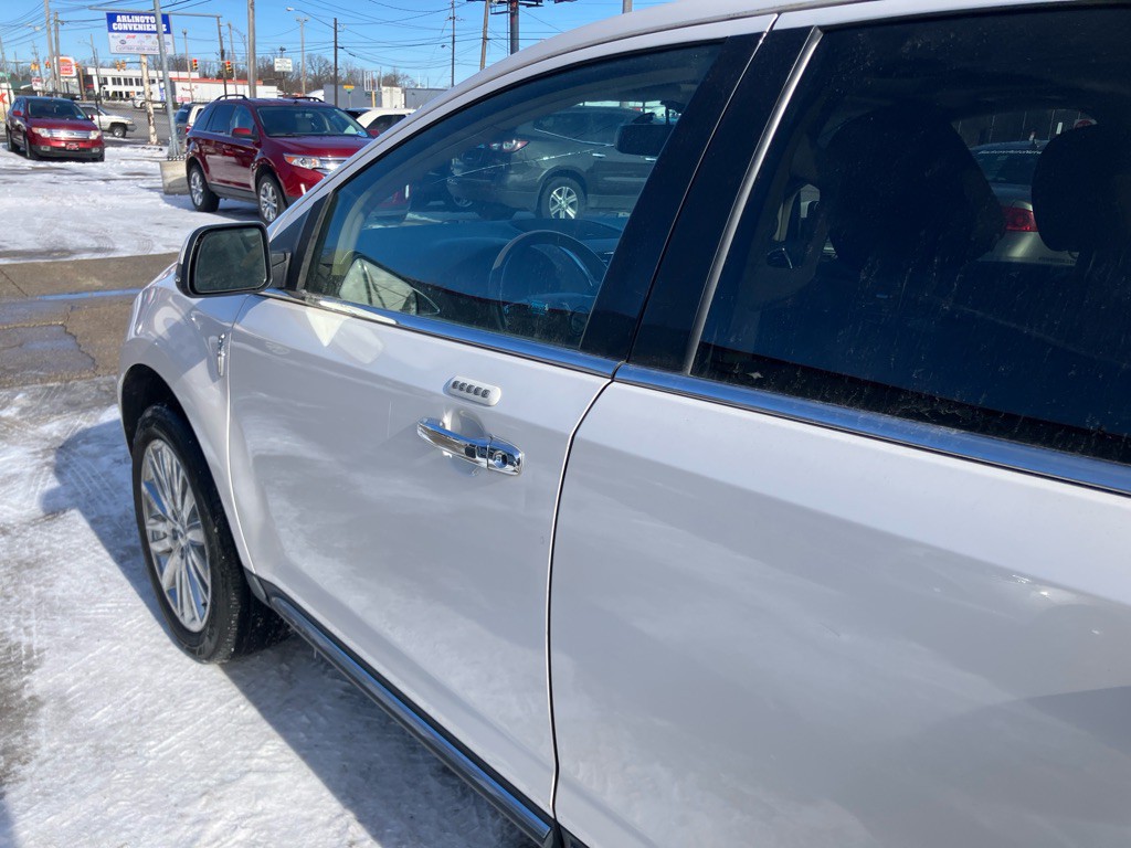 2013 Lincoln MKX Image 5