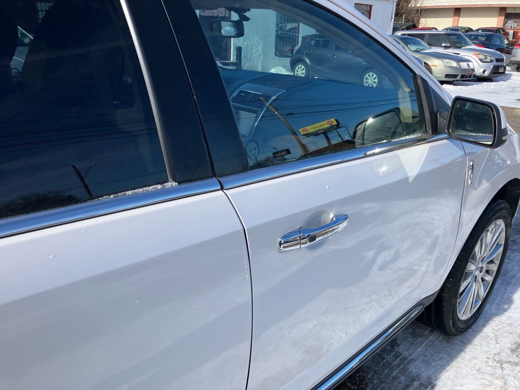 2013 Lincoln MKX Image 9