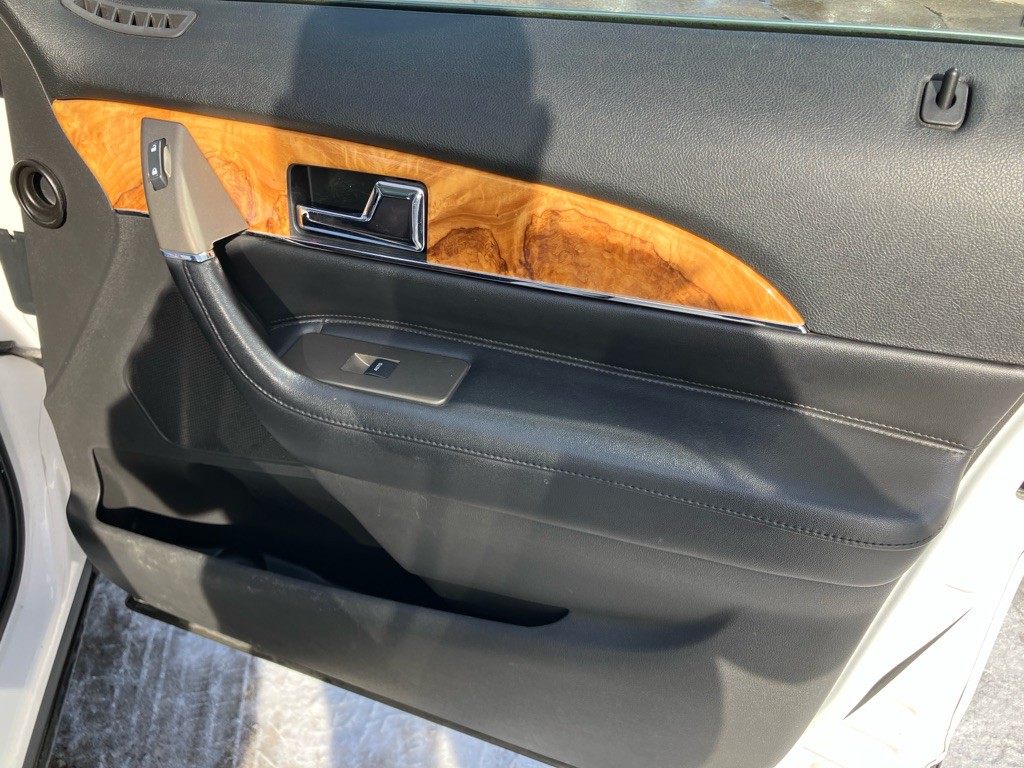 2013 Lincoln MKX Image 22