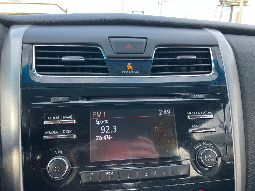 2015 Nissan Altima Image 14