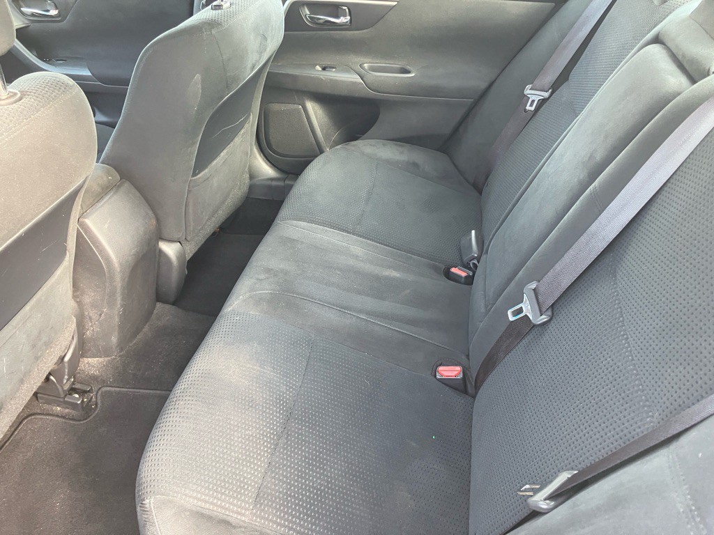 2015 Nissan Altima Image 19