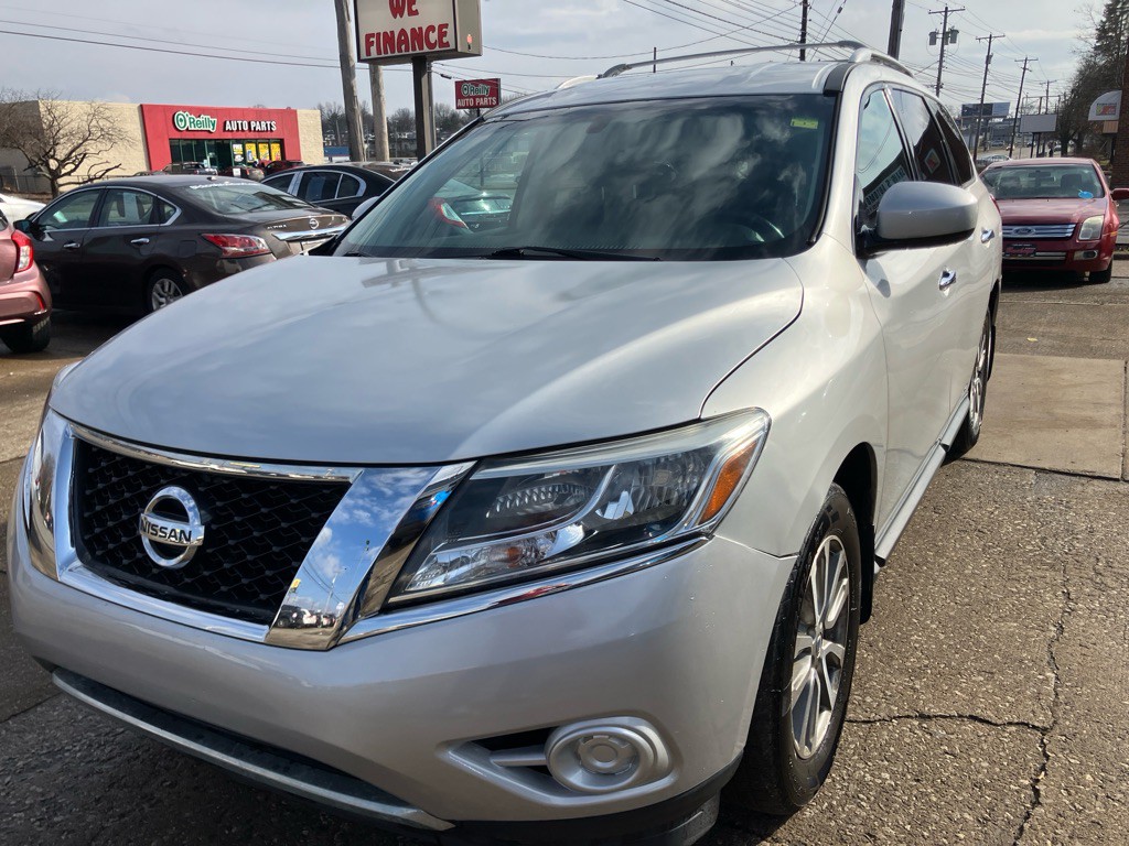 2013 Nissan Pathfinder Image 3