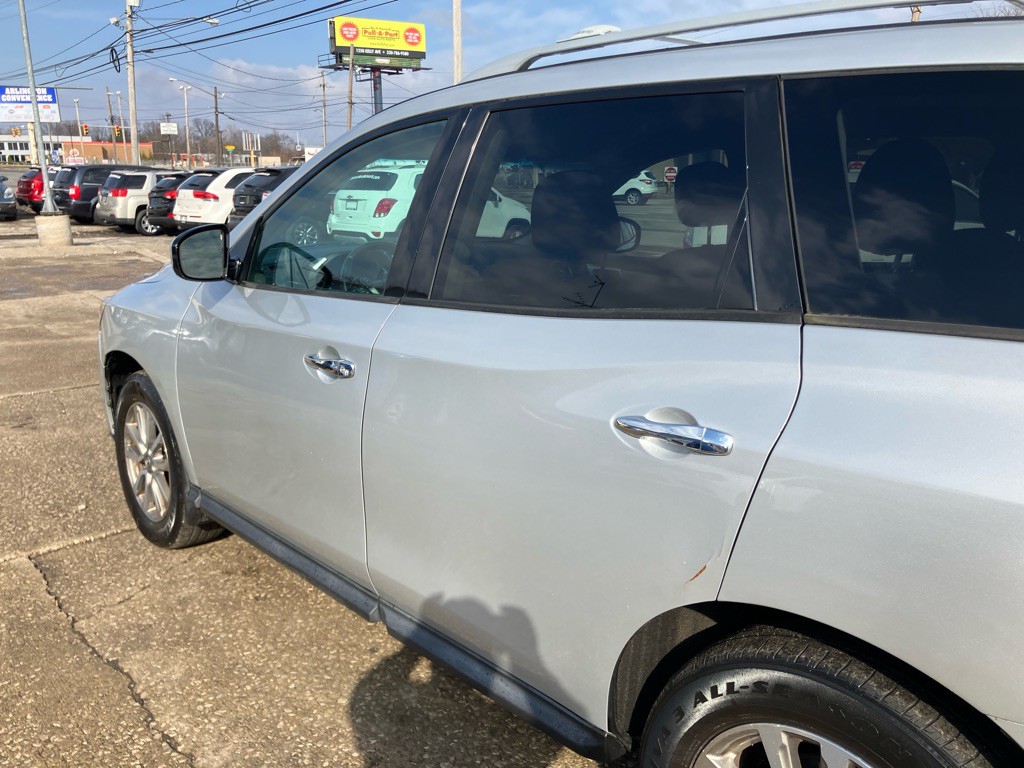 2013 Nissan Pathfinder Image 5