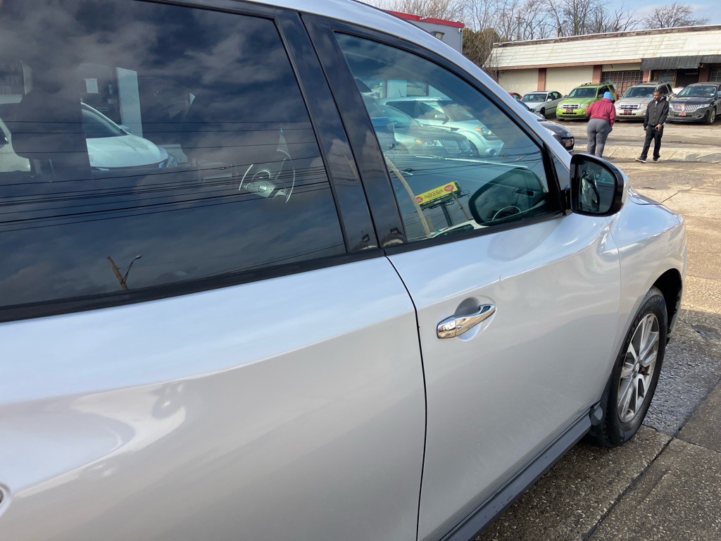 2013 Nissan Pathfinder Image 9