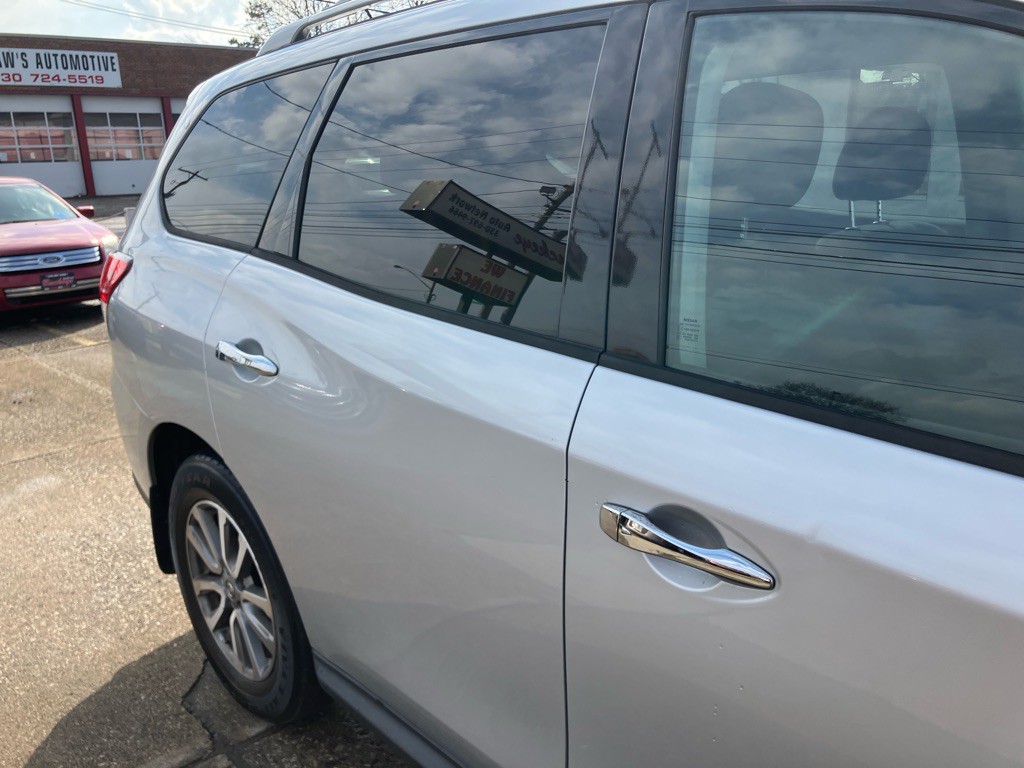 2013 Nissan Pathfinder Image 10