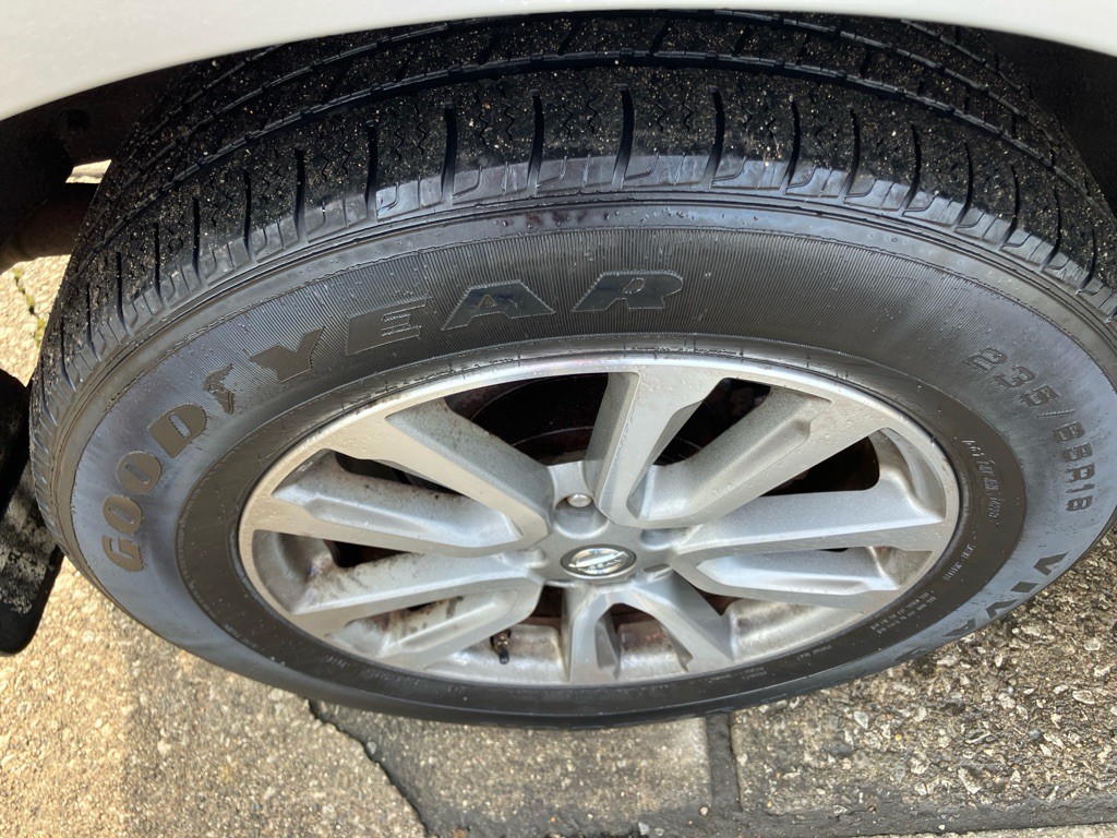 2013 Nissan Pathfinder Image 11