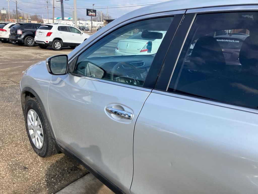 2015 Nissan Rogue Image 5