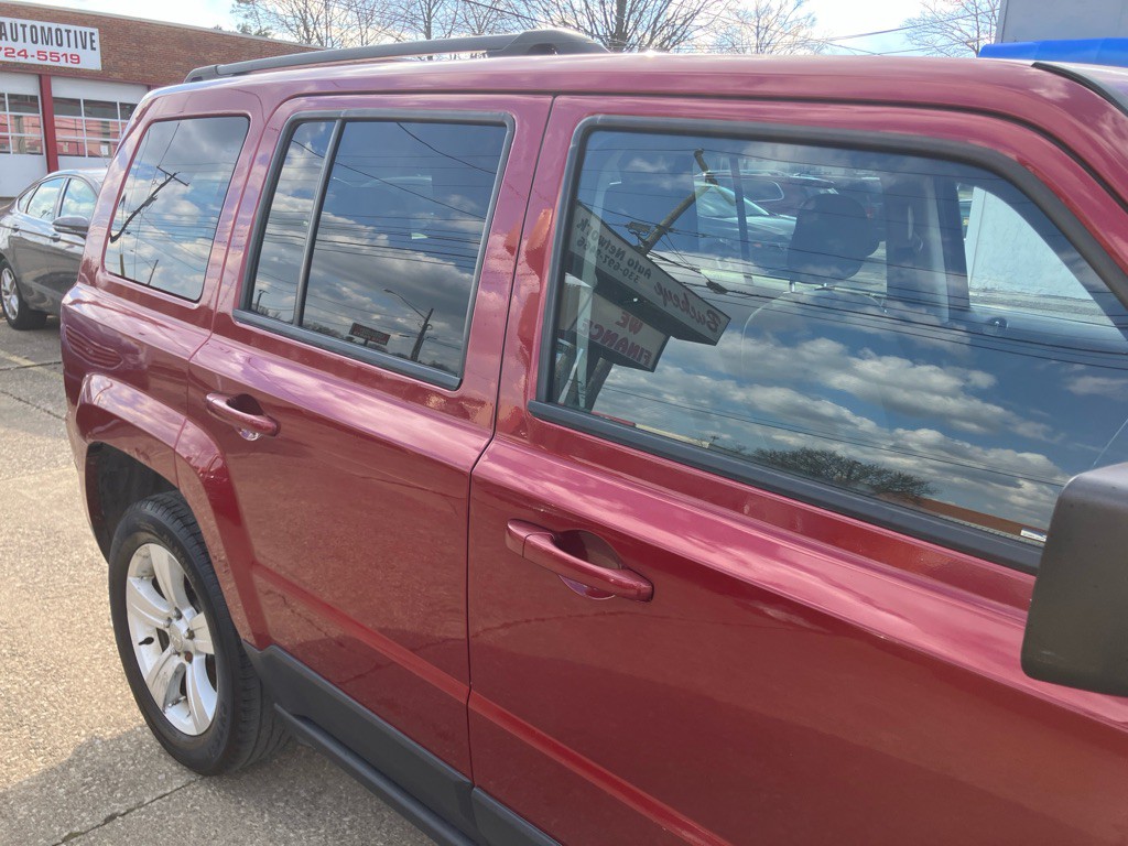 2017 Jeep Patriot Image 10