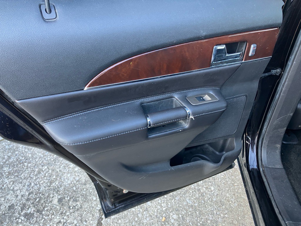 2013 Lincoln MKX Image 18