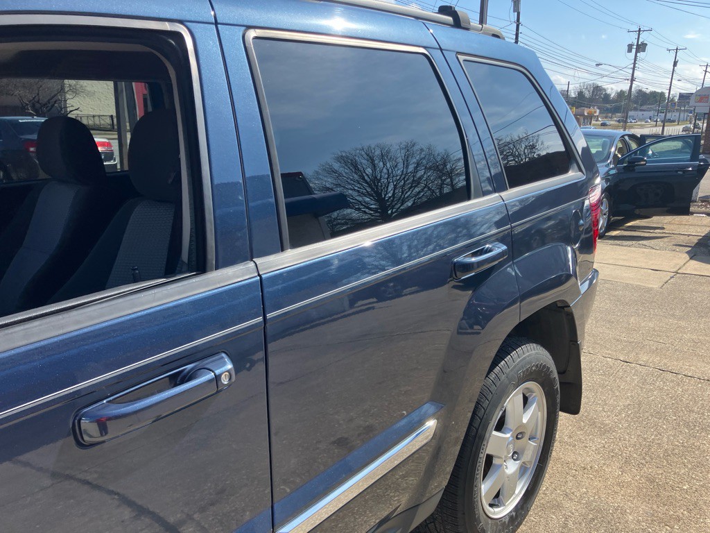 2010 Jeep Grand Cherokee Image 4