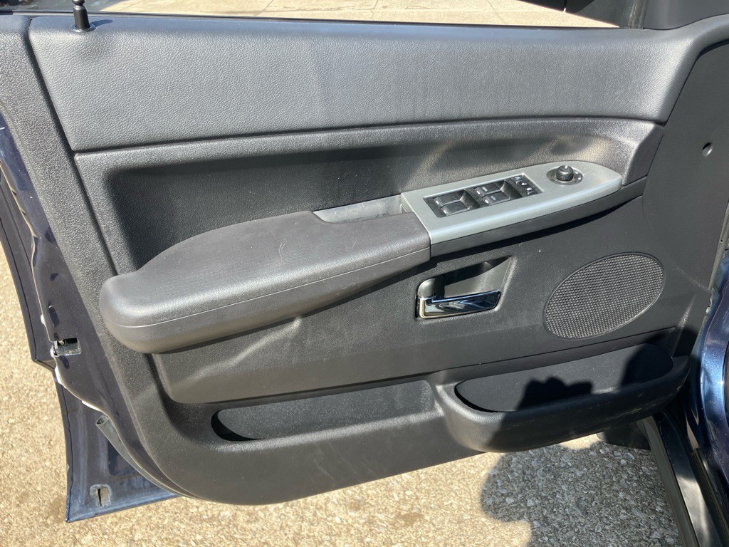 2010 Jeep Grand Cherokee Image 16