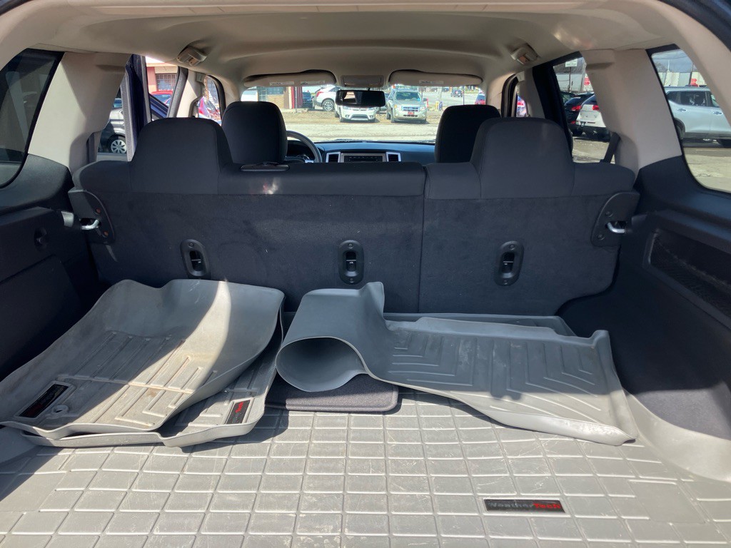 2010 Jeep Grand Cherokee Image 24