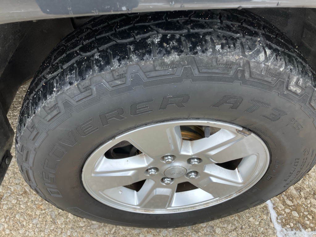 2011 Jeep Liberty Image 12