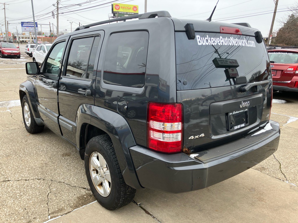 2011 Jeep Liberty Image 7