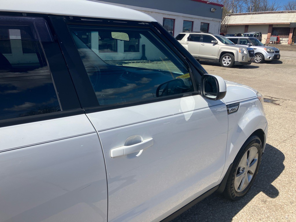 2015 Kia Soul Image 9