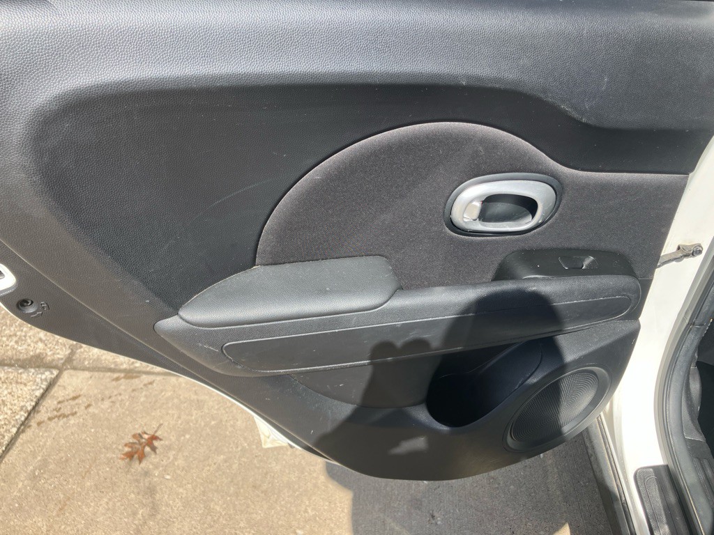 2015 Kia Soul Image 18
