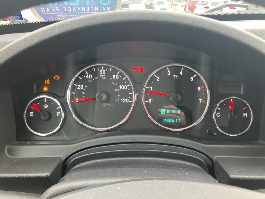 2010 Jeep Liberty Image 12