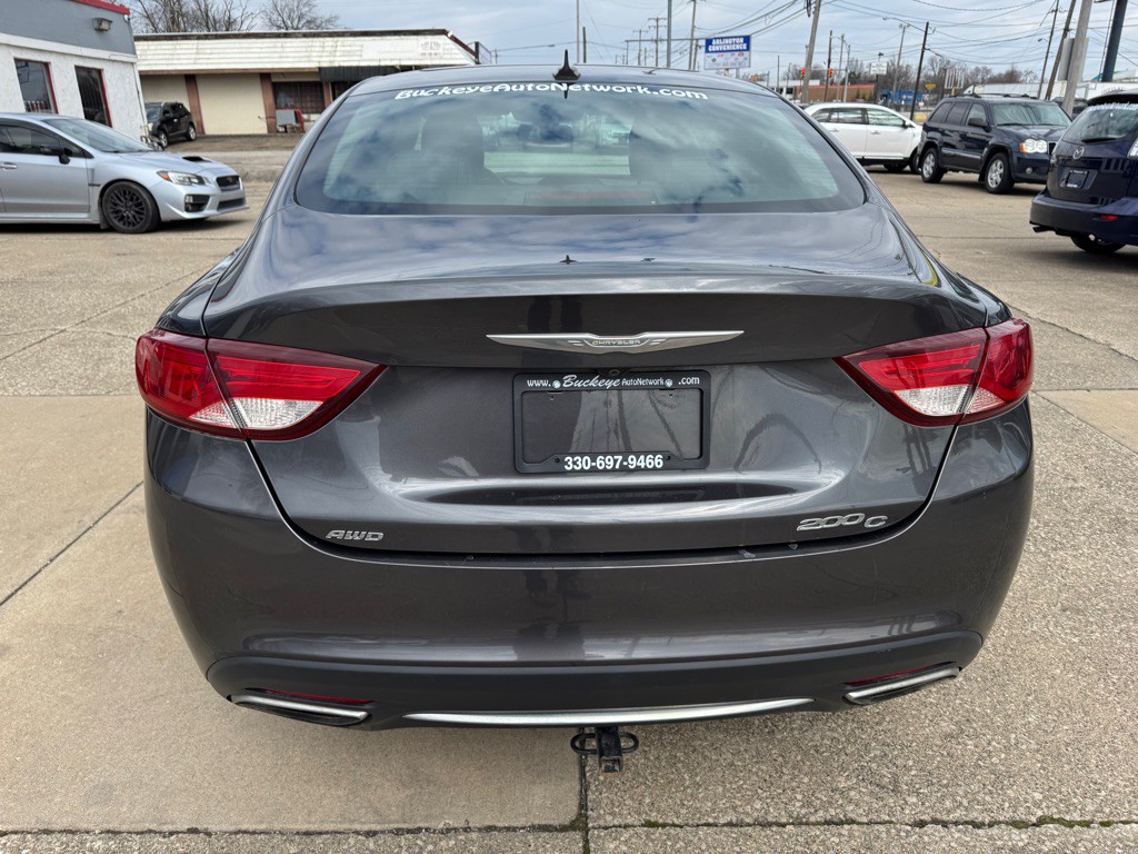 2015 Chrysler 200 Image 7