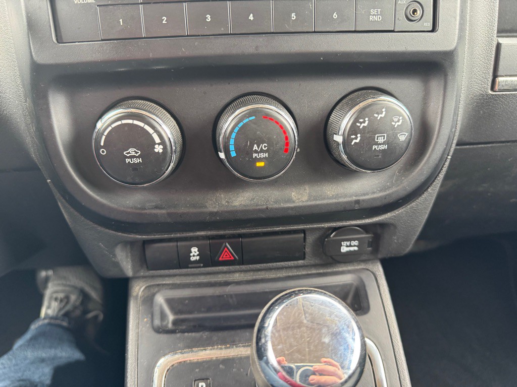 2013 Jeep Patriot Image 15