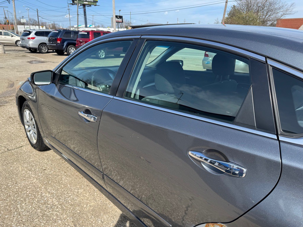 2014 Nissan Altima Image 5