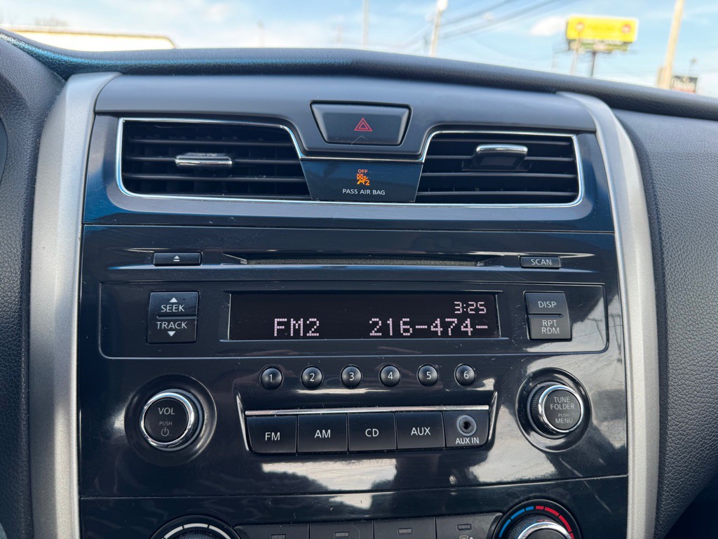 2014 Nissan Altima Image 14